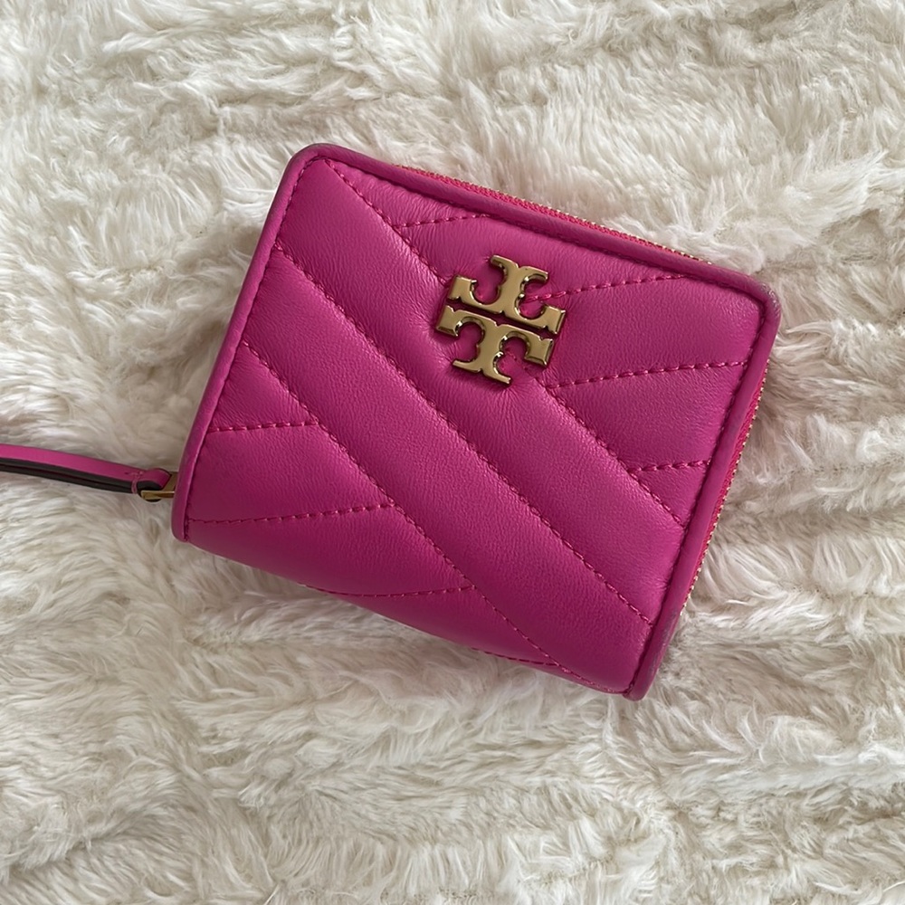 Tory Burch Kira chevron Bi-fold Wallet Hot Pink Fuchsia